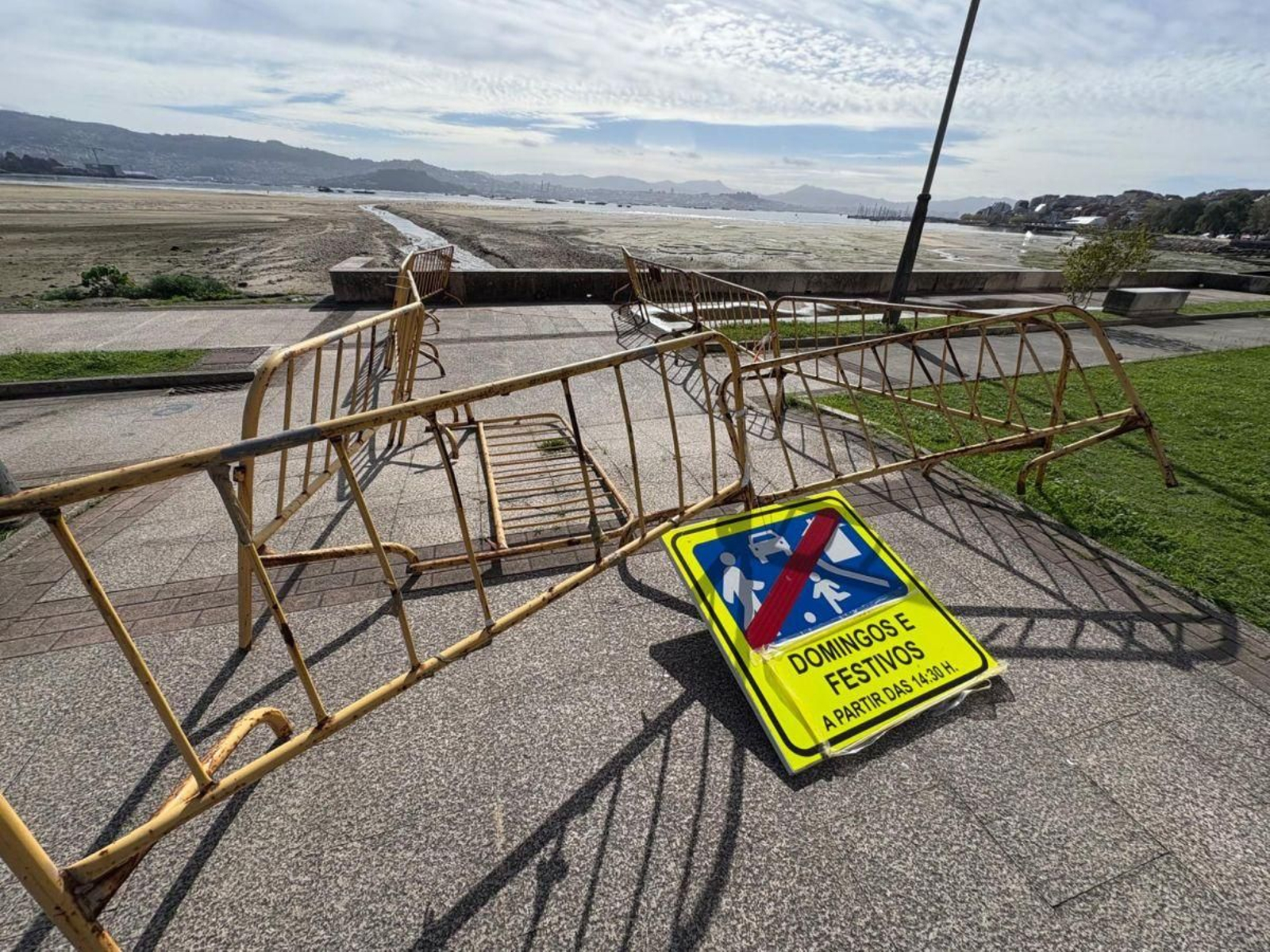 La zona vallada y cortada al paso desde julio.