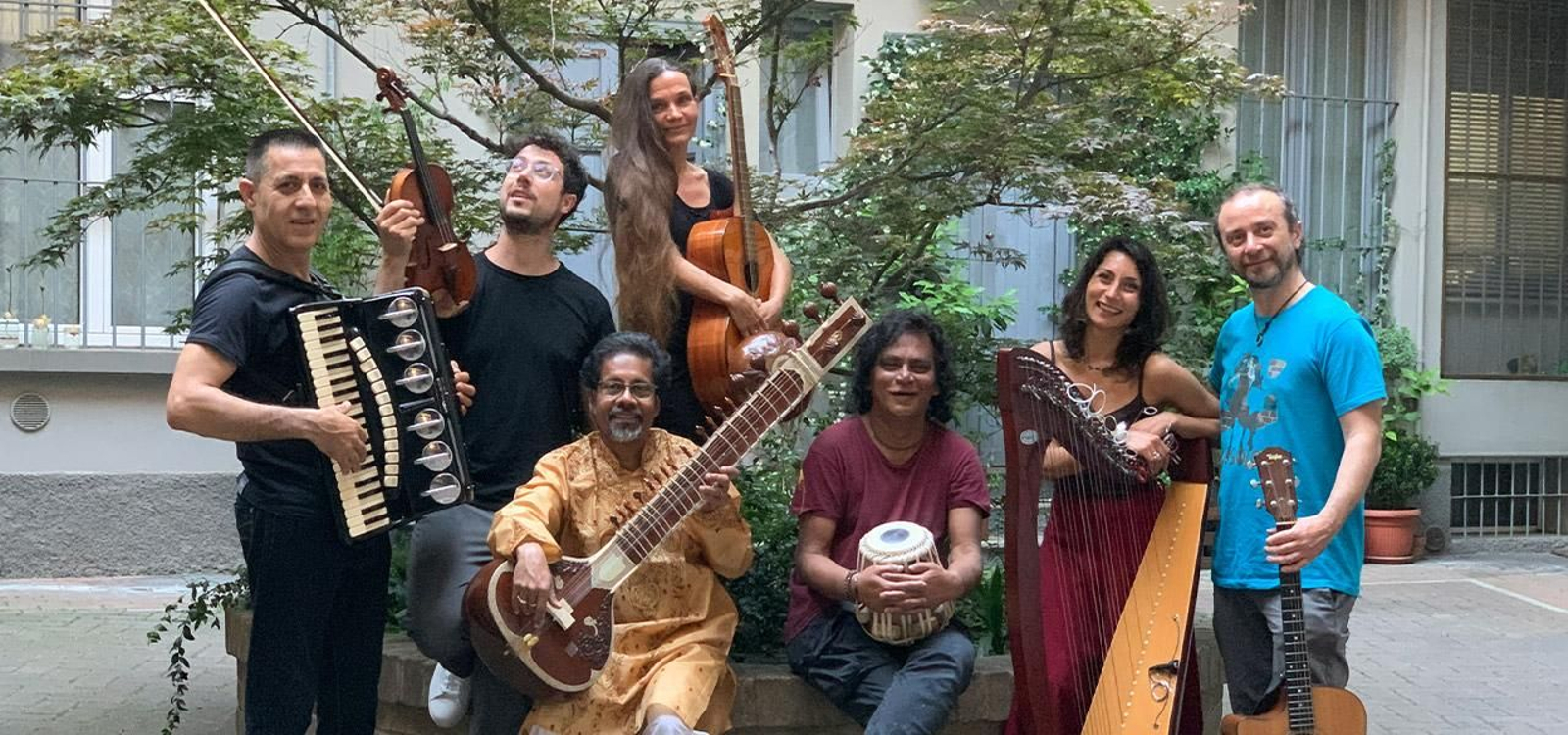 Imagen del grupo Piero Ricci, que vendrá acompañado de la Piccola Orchestra Ecletnica.