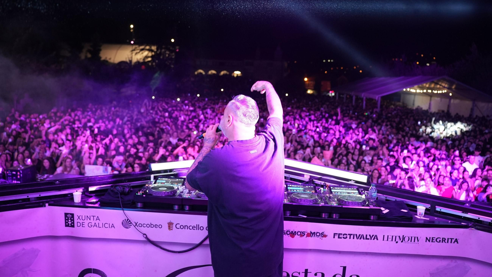 Juan Magán, durante su concierto en el Pazo de Mos.